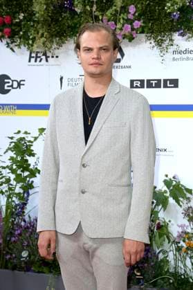 Wilson Gonzalez Ochsenknecht bei der 73. Verleihung des Deutschen Filmpreises 2023 im Theater am Potsdamer Platz. Berlin, 12.05.2023