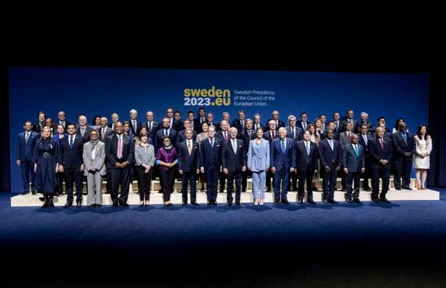 Bilder des Jahres 2023, News 05 Mai News Themen der Woche KW19 News Bilder des Tages STOCKHOLM 20230513 Gruppbild da utrikesministrarna fran bland annat Australien, Nya Zeeland, Japan och Sydkorea deltar i ett särskilt indo-stillahavsmöte när EU:s utrikesministrar är pa plats för ett informellt möte pa Scandinavian XPO i Märsta utanför Stockholm pa lördagen. STOCKHOLM SVERIGE x10430x *** STOCKHOLM 20230513 Group photo as foreign ministers from Australia, New Zealand, Japan and South Korea, among others, take part in a special Indo-Pacific meeting as EU foreign ministers attend an informal meeting at the Scandinavian XPO in Märsta outside Stockholm on Saturday STOCKHOLM SWEDEN x10430x  Copyright: xChristinexOlsson TTx EU UTRIKESMINISTERMÖTE & INDO-STILLAHAVSMÖTE TTABB0000000000186730