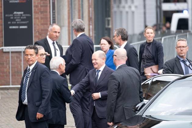 Karlspreisverleihung in Aachen am 14. Mai 2023. Bundeskanzler Olaf Scholz trifft ein. GERMANY - AACHEN - KARLSPREIS