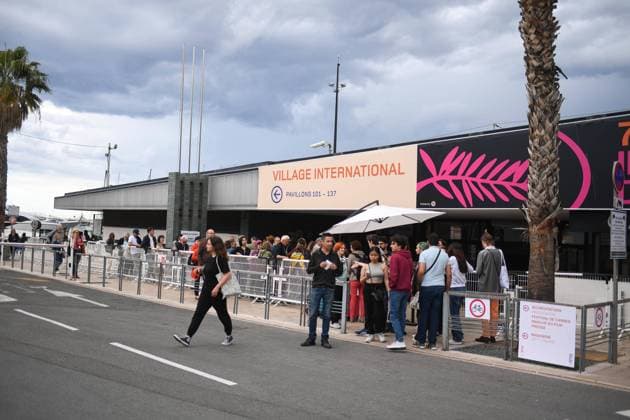 Preparatifs du 76eme Festival International du Film de Canne, Palais des Festivals et des Congres, La Croisette, Cannes FRANCE CELEBRITES : Preparatifs du 76eme Festival International du Film de Cannes - 14 05 2023 LionelUrman Panoramic 