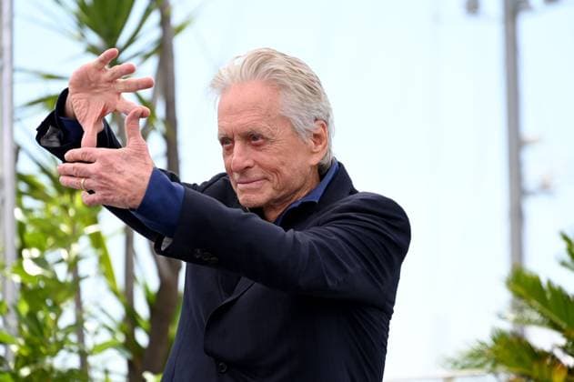 Entertainment Bilder des Tages Internationale Filmfestspiele von Cannes - Photocall zur Goldenen Ehrenpalme für Michael Douglas 76th Cannes Film Festival 2023, Photocall Palme d or d honneur. Pictured: Michael Douglas  Copyright: xSimonexComix xipa-agency.netx xPoolxPhotoxEventsx01x IPA_IPA37968860