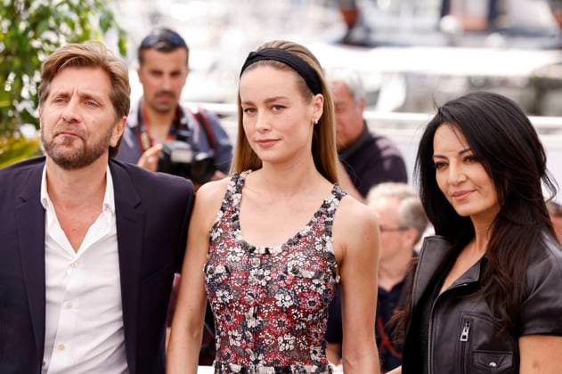 Ruben Östlund, Brie Larson und Maryam Touzani beim Photocall der internationalen Jury auf dem Festival de Cannes 2023 76. Internationale Filmfestspiele von Cannes im Palais des Festivals. Cannes, 16.05.2023
