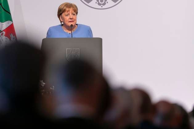 Dr. Angela Merkel (Bundeskanzlerin a.D.), Koeln, Verleihung des Staatspreises des Landes Nordrhein-Westfalen an Bundeskanzlerin a.D. Dr. Angela Merkel, 16.05.2023, Flora Koeln.
