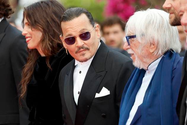 Internationale Filmfestspiele von Cannes, Eröffnung Maiwenn, Johnny Depp und Pierre Richard bei der Opening Ceremony mit der Premiere des Kinofilms Jeanne du Barry auf dem Festival de Cannes 2023 76. Internationale Filmfestspiele von Cannes im Palais des Festivals. Cannes, 16.05.2023