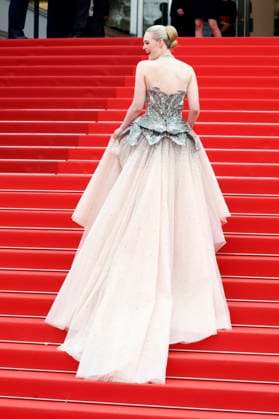 Elle Fanning bei der Opening Ceremony mit der Premiere des Kinofilms Jeanne du Barry auf dem Festival de Cannes 2023 76. Internationale Filmfestspiele von Cannes im Palais des Festivals. Cannes, 16.05.2023