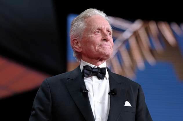 Michael Douglas bei der Opening Ceremony mit der Verleihung der Goldenen Palme für das Lebenswerk an Michael Douglas auf dem Festival de Cannes 2023 76. Internationale Filmfestspiele von Cannes im Palais des Festivals. Cannes, 16.05.2023