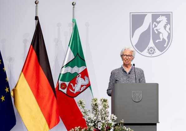 Verleihung Staatspreis an Angela Merkel Bundeskanzlerin a.D. Angela Merkel wird am Dienstag den 16.05.2023 mit dem Staatspreis NRW geehrt. Überreicht durch Christine Lagarde und Ministerpräsident Hendrik Wüst. Köln Nordrhein-Westfalen Germany