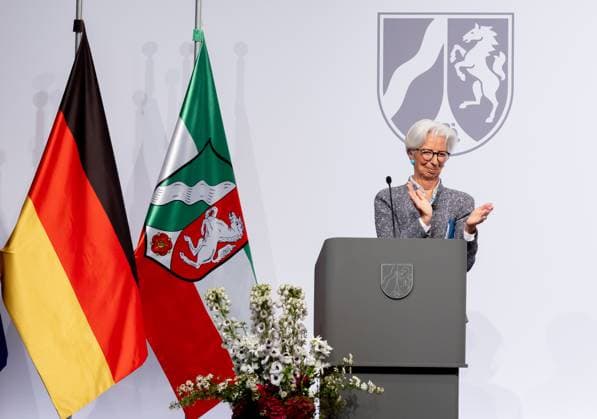 Verleihung Staatspreis an Angela Merkel Bundeskanzlerin a.D. Angela Merkel wird am Dienstag den 16.05.2023 mit dem Staatspreis NRW geehrt. Überreicht durch Christine Lagarde und Ministerpräsident Hendrik Wüst. Köln Nordrhein-Westfalen Germany