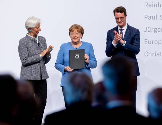 Verleihung Staatspreis an Angela Merkel Bundeskanzlerin a.D. Angela Merkel wird am Dienstag den 16.05.2023 mit dem Staatspreis NRW geehrt. Überreicht durch Christine Lagarde und Ministerpräsident Hendrik Wüst. Köln Nordrhein-Westfalen Germany