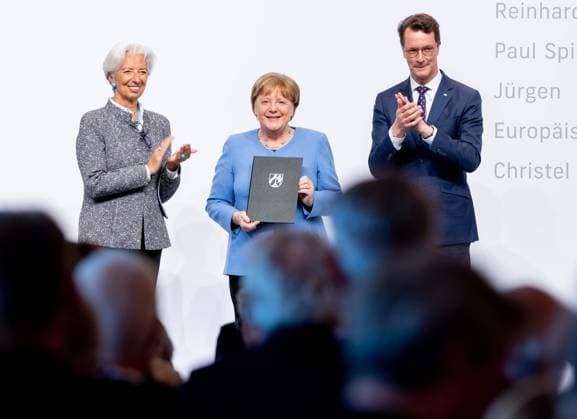Verleihung Staatspreis an Angela Merkel Bundeskanzlerin a.D. Angela Merkel wird am Dienstag den 16.05.2023 mit dem Staatspreis NRW geehrt. Überreicht durch Christine Lagarde und Ministerpräsident Hendrik Wüst. Köln Nordrhein-Westfalen Germany