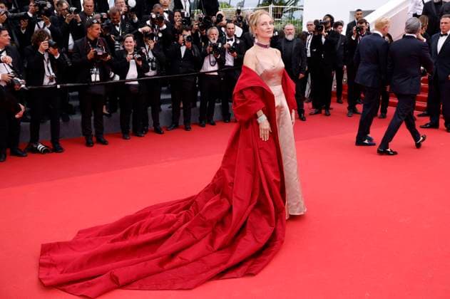 Uma Thurman bei der Opening Ceremony mit der Premiere des Kinofilms Jeanne du Barry auf dem Festival de Cannes 2023 76. Internationale Filmfestspiele von Cannes im Palais des Festivals. Cannes, 16.05.2023