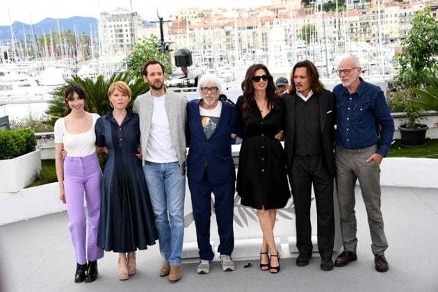 76th Cannes Film Festival 2023, Photocall film Jeanne du Barry . Pictured: Suzane De Baecque, India Hair, Benjamin Lavernhe, Pierre Richard, MaÃ¯wenn, Johnny Depp, Pascal Greggory  Copyright: xAlbertoxTerenghi PoolxPhotoxEvenx xPoolxPhotoxEventsx01x IPA_IPA37994130