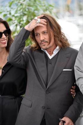 Johnny Depp beim Photocall JEANNE DU BARRY Photocall 76. Filmfestspiele in Cannes 17.05.2023