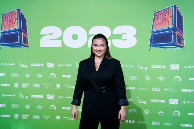 17.05.2023, Zug, Bossard Arena, SWISS MUSIC AWARDS, Joya Marleen posiert für ein Foto auf dem roten Teppich Zug Bossard Arena Zug Switzerland Copyright: xJustPictures.ch DanielaxPorcellix