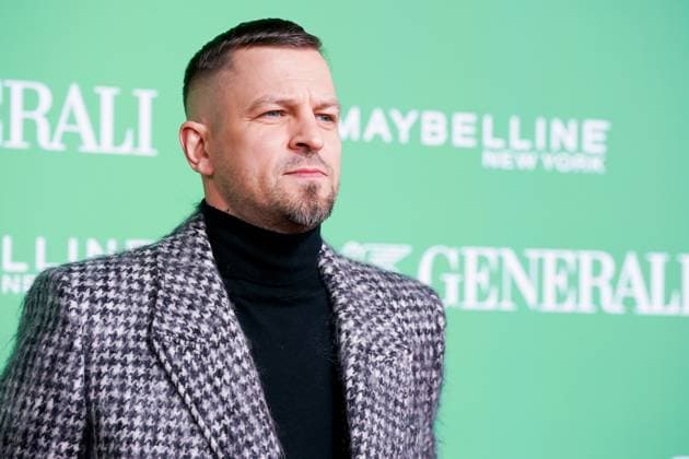 17.05.2023, Zug, Bossard Arena, SWISS MUSIC AWARDS, Rapper Stress (bürgerlicher Name Andres Andrekson) posiert für ein Foto auf dem roten Teppich Zug Bossard Arena Zug Switzerland Copyright: xJustPictures.ch DanielaxPorcellix