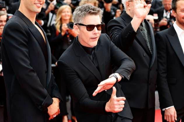 Ethan Hawke bei der Premiere des Kinofilms Monster Kaibutsu auf dem Festival de Cannes 2023 76. Internationale Filmfestspiele von Cannes im Palais des Festivals. Cannes, 17.05.2023