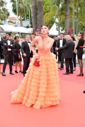 Urvashi Rautela bei der MONSTER (KAIBUTSU) Premiere 76. Filmfestspiele in Cannes 17.05.2023