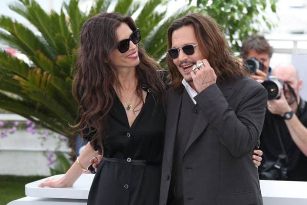 76e Festival International du Film de Cannes. Photocall du film Jeanne du Barry . 76th Cannes Film Festival. Photocall with cast of the film Jeanne du Barry . Maiwenn and Johnny Depp. 292023 2023-05-17 Cannes France  Copyright: xIsabellexVautierx xStarfacex STAR_292023_066