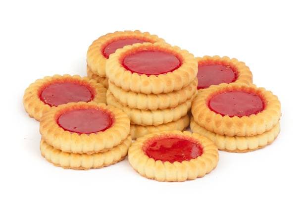Sweet cookies with jam isolated on white Copyright: xAleksandrxLychaginx xDesignxPicsx , 31180734 Copyright: AleksandrxLychaginx xDesignxPics 31180734