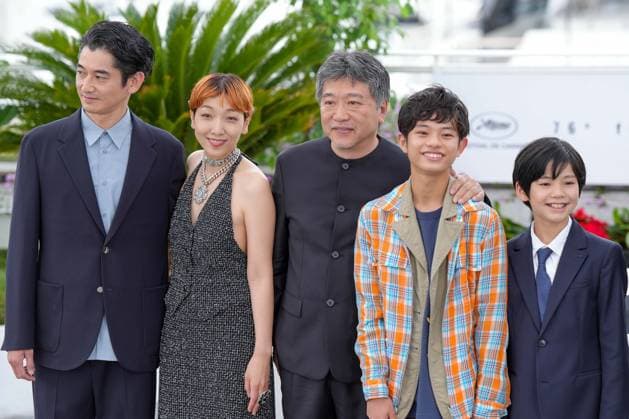 Eita Nagayama - Sakura AndÅ - Hirokazu Kore eda - Kurokawa Soya - Hinata Hiiragi - Sakamoto Yuji CELEBRITES : 76 eme festival de Cannes - Photocall du film Monster - Cannes - 18 05 2023 NorbertScanella Panoramic 