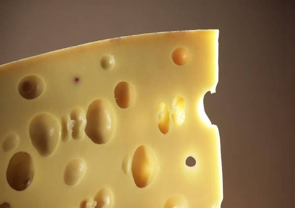 Emmentaler, Schweizer Käse aus Kuhmilch *** Emmental, Swiss Cheese from Cow s milk Copyright: imageBROKER G.xLacz ibllag08235121.jpg