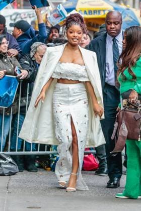 Entertainment Themen der Woche KW20 Entertainment Highlight Bilder des Tages May 18, 2023, New York City, NY, United States of America: Actress Halle Bailey is seen in Midtown on Manhattan Island in New York in the United States this Thursday, May 18, 2023. New York City United States of America - ZUMAv122 20230518_zap_v122_004 Copyright: xWilliamxVolcovx