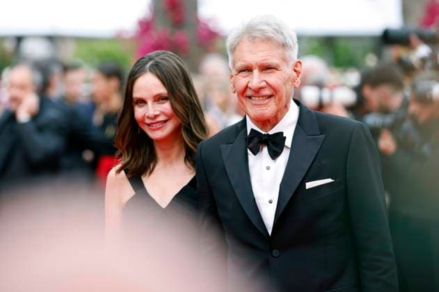 Calista Flockhart mit Ehemann Harrison Ford bei der Premiere des Kinofilms Indiana Jones and the Dial of Destiny Indiana Jones und das Rad des Schicksals auf dem Festival de Cannes 2023 76. Internationale Filmfestspiele von Cannes im Palais des Festivals. Cannes, 18.05.2023