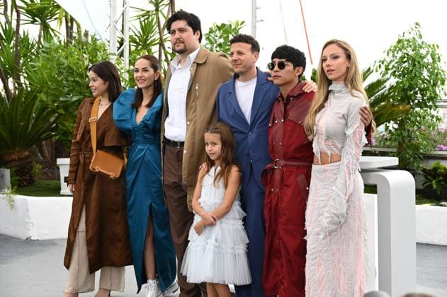 76th Cannes Film Festival 2023, Photocall Film Lost In the Night. Pictured Ester Exposito, Juan Daniel Garcia, Olivia Turnbull Medrano, Amat Escalante, Fernando Bonilla, Barbara Mori and Maria Fernanda Osio  Copyright: xSimonexComix xipa-agency.netx xPoolxPhotoxEventsx01x IPA_IPA38044186