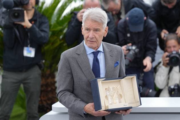 Harrison Ford CELEBRITES : 76 eme festival de Cannes - Photocall du film Indiana Jones et le Cadran de la DestinÃ e - Cannes - 19 05 2023 NorbertScanella Panoramic 
