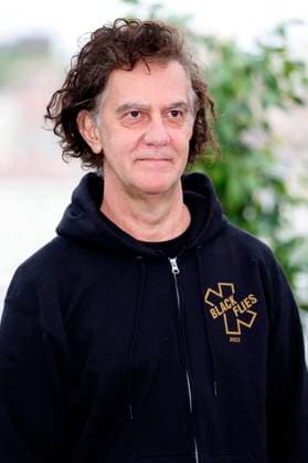 Jean-Stephane Sauvaire beim Photocall zum Kinofilm Black Flies auf dem Festival de Cannes 2023 76. Internationale Filmfestspiele von Cannes am Palais des Festivals. Cannes, 19.05.2023