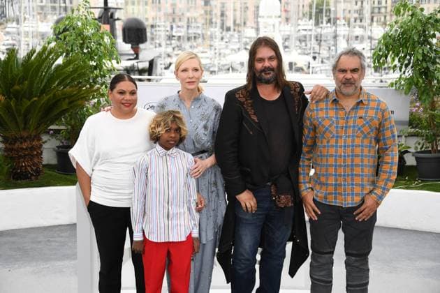 76th Cannes Film Festival 2023, Photocall film The New Boy. Pictured: Deborah Mailman, Aswan Reid, Cate Blanchett, Warwick Thornton, Wayne Blair  Copyright: xAlbertoxTerenghi PoolxPhotoxEvenx xPoolxPhotoxEventsx01x IPA_IPA38045519