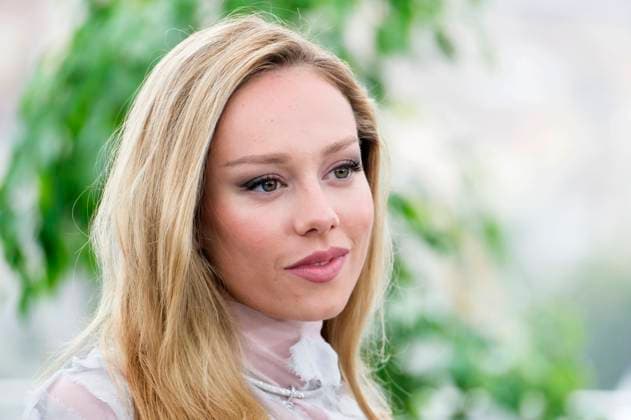 Ester Exposito beim Photocall zum Kinofilm Perdidos en la noche Lost in the Night auf dem Festival de Cannes 2023 76. Internationale Filmfestspiele von Cannes am Palais des Festivals. Cannes, 19.05.2023