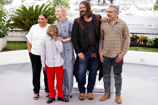 Internationale Filmfestspiele von Cannes, New Boy Photocall Deborah Mailman, Aswan Reid, Cate Blanchett, Warwick Thornton und Wayne Blair beim Photocall zum Kinofilm The New Boy auf dem Festival de Cannes 2023 76. Internationale Filmfestspiele von Cannes am Palais des Festivals. Cannes, 19.05.2023