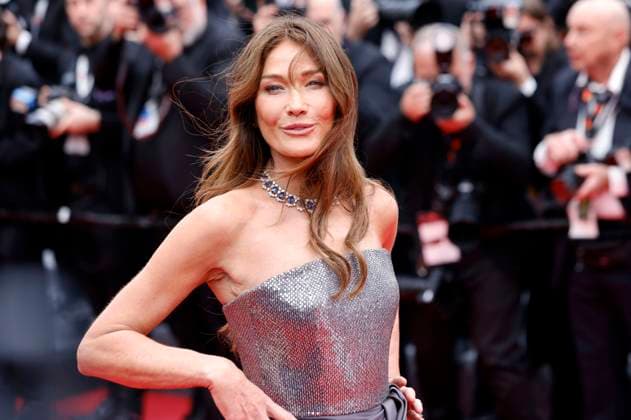 Carla Bruni bei der Premiere des Kinofilms The Zone of Interest auf dem Festival de Cannes 2023 76. Internationale Filmfestspiele von Cannes im Palais des Festivals. Cannes, 19.05.2023