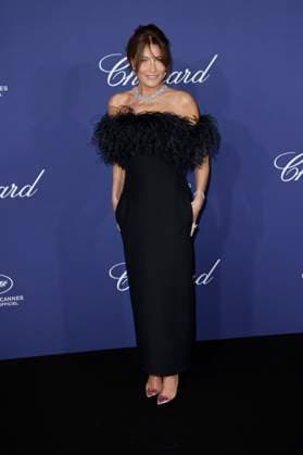 Carla Bruni beim Official Trophee Chopard Dinner Photocall im Carlton Beach Club auf dem Festival de Cannes 2023 76. Internationale Filmfestspiele von Cannes am Palais des Festivals. Cannes, 19.05.2023