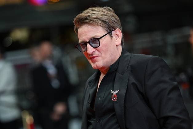 76e Festival International du film de Cannes. montee du film Omar la fraise - 76th International Cannes Film Festival. red carpet of Omar la fraise - Benoit Magimel 292201 2023-05-19 Cannes France  Copyright: xLionelxGuericolas MPPx STAR_292201_026