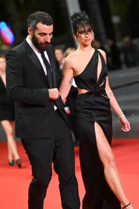 76e Festival International du film de Cannes. montee du film Omar la fraise - 76th International Cannes Film Festival. red carpet of Omar la fraise - Romain Gavras, Dua Lipa 292201 2023-05-19 Cannes France  Copyright: xLionelxGuericolas MPPx STAR_292201_081