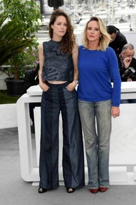 76th Cannes Film Festival 2023, Photocall film Flo. Pictured: GÃ raldine Danon, StÃ phane Caillard  Copyright: xAlbertoxTerenghi PoolxPhotoxEvenx xPoolxPhotoxEventsx01x IPA_IPA38067752