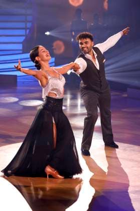 Younes Zarou mit Malika Dzumaev beim Finale der 16. Staffel der RTL-Tanzshow Let s Dance im MMC Coloneum. Köln, 19.052023 *** Younes Zarou with Malika Dzumaev at the final of the 16 season of the RTL dance show Let s Dance at the MMC Coloneum Cologne, 19 052023 Foto:xR.xSchmiegeltx xFuturexImage