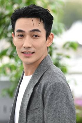 76e Festival International du film de Cannes. photocall du film He Bian De Cuo Wu - Only The River Flows- 76th International Cannes Film Festival. photocall of He Bian De Cuo Wu - Only The River Flows - Zhu Yilong 292227 2023-05-20  Copyright: xLionelxGuericolas MPPx STAR_292227_007