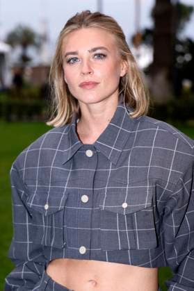 Jeanne Goursaud beim German Films und Medienboard Empfang 2023 im Garten des Hotels Mondrian Cannes auf dem Festival de Cannes 2023 76. Internationale Filmfestspiele von Cannes. Cannes, 20.05.2023