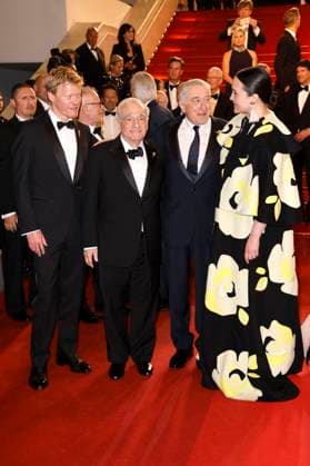 Jesse Plemons, Martin Scorsese, Robert De Niro und Lily Gladstone nach der Premiere des Kinofilms Killers of the Flower Moon auf dem Festival de Cannes 2023 76. Internationale Filmfestspiele von Cannes im Palais des Festivals. Cannes, 20.05.2023