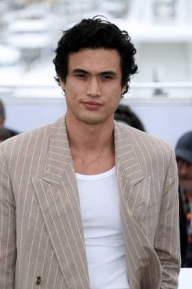 76th Cannes Film Festival 2023, Photocall film May December. Pictured: Charles Melton  Copyright: xAlbertoxTerenghi PoolxPhotoxEvenx xPoolxPhotoxEventsx01x IPA_IPA38094425
