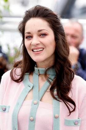Marion Cotillard beim Photocall zum Kinofilm Little Girl Blue auf dem Festival de Cannes 2023 76. Internationale Filmfestspiele von Cannes am Palais des Festivals. Cannes, 21.05.2023