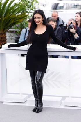 Meriem Amiar beim Photocall zum Kinofilm Omar la fraise The King of Algiers auf dem Festival de Cannes 2023 76. Internationale Filmfestspiele von Cannes am Palais des Festivals. Cannes, 21.05.2023