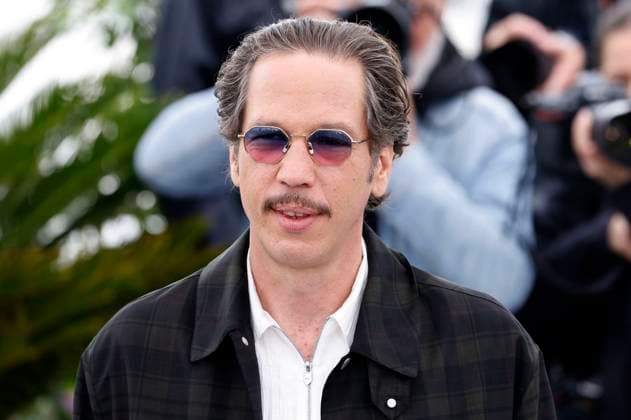 Reda Kateb beim Photocall zum Kinofilm Omar la fraise The King of Algiers auf dem Festival de Cannes 2023 76. Internationale Filmfestspiele von Cannes am Palais des Festivals. Cannes, 21.05.2023