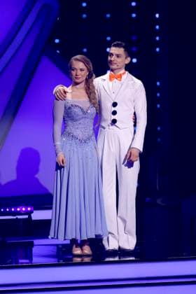 Schauspielerin Julia Beautx und Tänzer Zsolt Sandor Cseke im Finale der 16. Staffel der RTL-Tanzshow Let s Dance im MMC Coloneum. Das Tanzpaar landete bei der diesjährigen Staffel auf dem zweiten Platz. Köln, 19.05.2023 NRW Deutschland *** Actress Julia Beautx and dancer Zsolt Sandor Cseke in the final of the 16 season of the RTL dance show Let s Dance in the MMC Coloneum The dance couple landed in this years season on the second place Cologne, 19 05 2023 NRW Germany Copyright: xChristophxHardtx