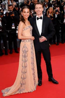 Alicia Vikander mit Ehemann Michael Fassbender bei der Premiere des Kinofilms Firebrand auf dem Festival de Cannes 2023 76. Internationale Filmfestspiele von Cannes im Palais des Festivals. Cannes, 21.05.2023