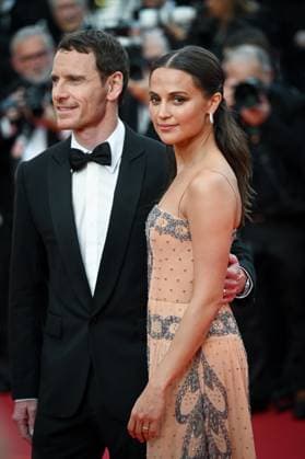 Internationale Filmfestspiele von Cannes, Firebrand Premiere 76e Festival International du film de Cannes. Montee du film Firebrand - Le jeu de la reine - 76th International Cannes Film Festival. Red carpet of Firebrand - Le jeu de la reine - Alicia Vikander , Michael Fassbender 292338 2023-05-21  Copyright: xLionelxGuericolas MPPx STAR_292338_104