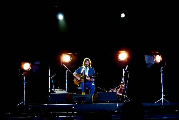 Tim Bernardes Performs at C6 Music Fest in Sao Paulo (INT) Tim Bernardes Performs at C6 Music Fest in Sao Paulo. May 21, 2023, Sao Paulo, Brazil: Tim Bernardes performs at the Ibirapuera auditorium on the last night of the first edition of C6 Music Fest, on Sunday (21).Credit: Leandro Chemalle Thenews2 (Foto: Leandro Chemalle TheNews2 imago images) Tim Bernardes Performs at C6 Music Fest in Sao Paulo  Copyright: xLeandroxChemallex